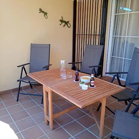 Paola's Costa Esuri, Albatros-golf Apartment
